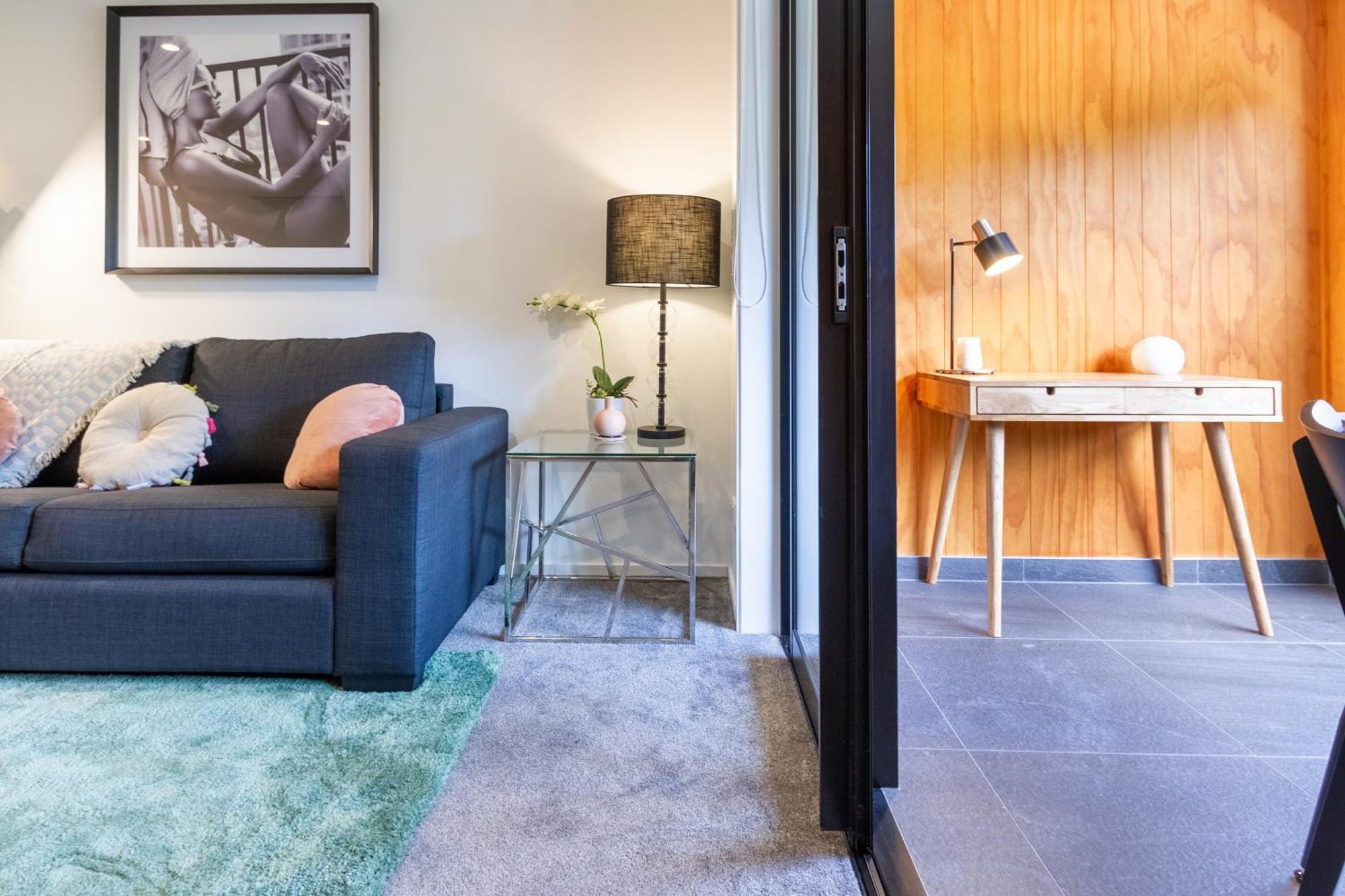 Cozy 1-Bed Apartment With Park Views, Sleeps 4 Christchurch Ngoại thất bức ảnh